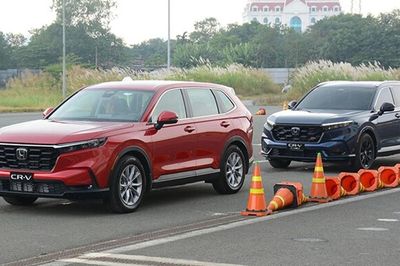 Bảng giá xe Honda CR-V tháng 6/2026: Lăn bánh từ 1,145 tỷ đồng