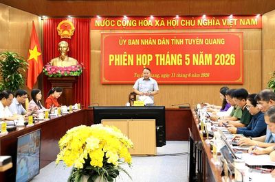 Quyết liệt tháo gỡ điểm nghẽn, thúc đẩy tăng trưởng