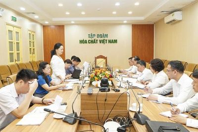 Vinachem báo cáo kết quả thực hiện Nghị quyết 57-NQ/TW với Cục ĐCK (Bộ Công Thương)