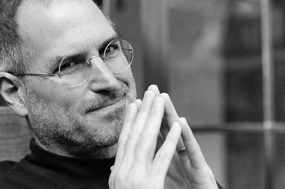 Ba câu chuyện về triết lý sống của Steve Jobs