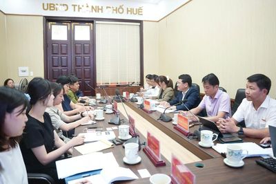 Huế hợp tác với Hàn Quốc về phát triển giao thông công cộng gắn với đường sắt tốc độ cao