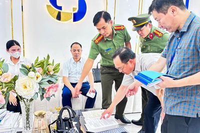 Bắc Ninh: Khởi tố 12 'bác sĩ rởm' núp bóng cơ sở làm đẹp, lừa đảo khách hàng