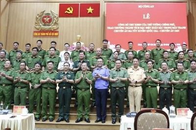 Hải quan được bằng khen của Thủ tướng tham gia chuyên án ma túy xuyên quốc gia
