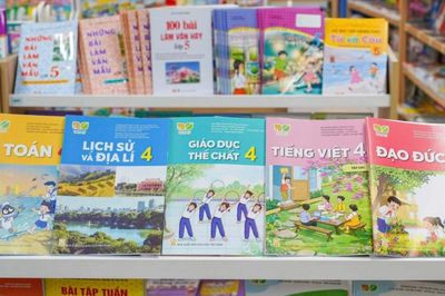 Giá sách giáo khoa năm học 2026-2027 giảm hơn 13%
