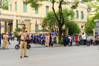 Bảo đảm giao thông thông suốt trong ngày đầu thi tốt nghiệp THPT 2026