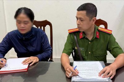 Xử lý người bán hàng rong thu 430.000 đồng cho 10 chiếc bánh rán