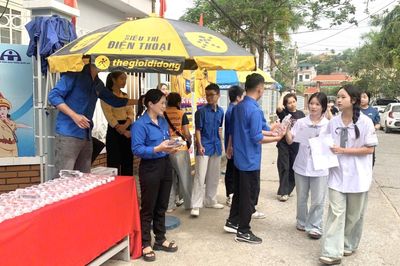Tiếp sức mùa thi - đồng hành cùng sĩ tử
