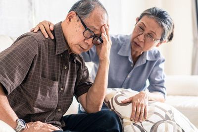 Về già mới hiểu có tiền chưa chắc đã hạnh phúc: Đánh mất 3 quân 'át chủ bài' này mới là bi kịch