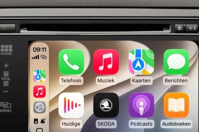 CarPlay trên iOS 27 lần đầu hỗ trợ xem video trực tiếp trên màn hình xe