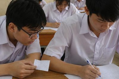 Môn thi Ngữ văn: Toàn quốc có 12 thí sinh bị đình chỉ thi