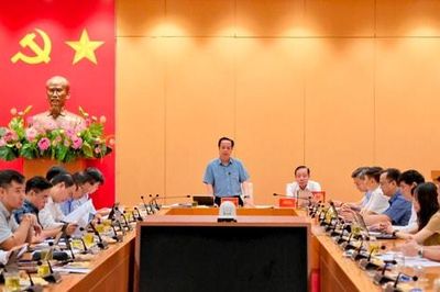 Thẩm tra các dự thảo nghị quyết trình kỳ họp HĐND thành phố Hà Nội