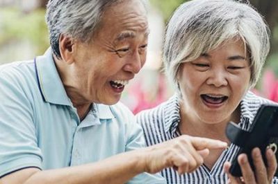 Nếu còn dư tiền sau tuổi 60, đừng tiếc: 3 khoản chi giúp tuổi già bớt khổ, con cháu cũng nhẹ gánh