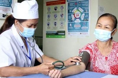 Hà Nội hỗ trợ 100% bảo hiểm y tế cho người 60-75 tuổi từ 1/7