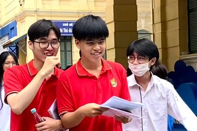 Thi tốt nghiệp THPT: Việc ra đề và chấm thi môn Ngữ văn có đảm bảo công bằng thí sinh các vùng miền?