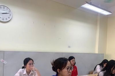 Đề Sinh học thi tốt nghiệp THPT 2026: Đồ thị, sơ đồ và dữ liệu trở thành 'chìa khóa' phân loại thí sinh