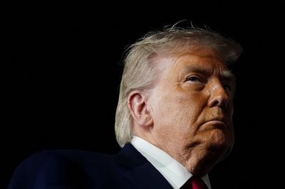 Giải mã việc ông Trump thường 'nói trước, bước không qua'