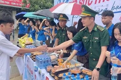Những cánh tay nối dài tiếp sức sĩ tử Sơn La