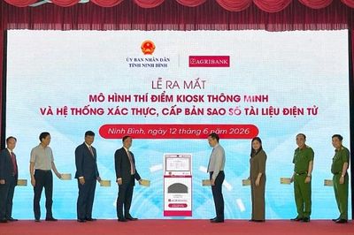 Ra mắt mô hình Kiosk thông minh và hệ thống xác thực, cấp bản sao số tài liệu điện tử tại Ninh Bình