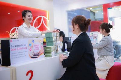 Nỗ lực ổn định mặt bằng lãi suất