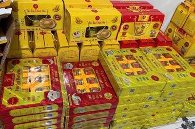 Khởi tố 2 bị can làm giả gần 16.000 sản phẩm yến sào Khánh Hòa