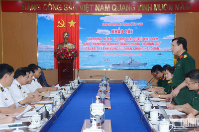 Vùng 4 Hải quân đề xuất nhiều biện pháp hỗ trợ giải quyết tốt việc làm cho bộ đội xuất ngũ