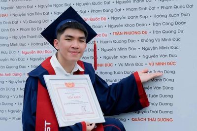 Từ những lần vấp ngã đến tấm bằng Xuất sắc, chàng trai Bách khoa vẫn giữ một 'NewWave' cho riêng mình
