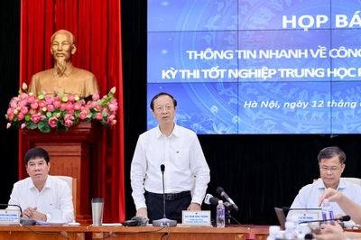 Bộ GD&ĐT họp báo thông tin sau 2 ngày thi tốt nghiệp THPT năm 2026
