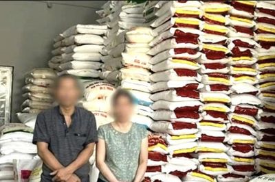 Bắt vợ chồng giám đốc sản xuất, buôn bán gạo giả các thương hiệu nổi tiếng