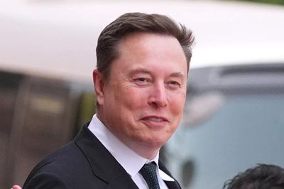 SpaceX của tỷ phú Elon Musk làm nên lịch sử với IPO 75 tỷ USD