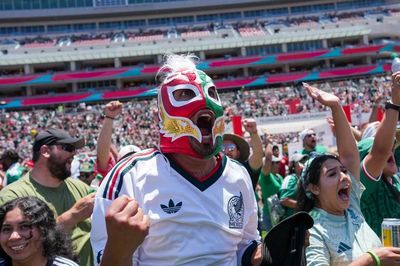 Khắp năm châu hòa chung bầu không khí cuồng nhiệt cùng World Cup 2026