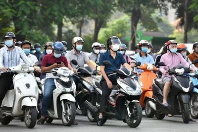 Chủ tịch Hà Nội giải thích lý do 'thu hẹp' đối tượng được hỗ trợ chuyển đổi sang xe điện