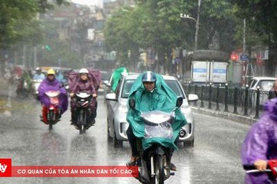 Thời tiết ngày 12/6: Cảnh báo mưa dông kèm lốc sét đổ bộ nhiều khu vực