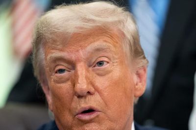 Ông Trump hủy kế hoạch đánh bom Iran vào phút chót