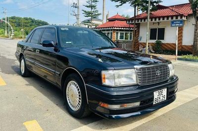 Toyota Crown JZS155 1997 giá 880 triệu, hàng hiếm hút người mê sedan Nhật cổ