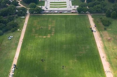 Mỹ điều tra dãy số 8647 xuất hiện trên bãi cỏ công viên National Mall
