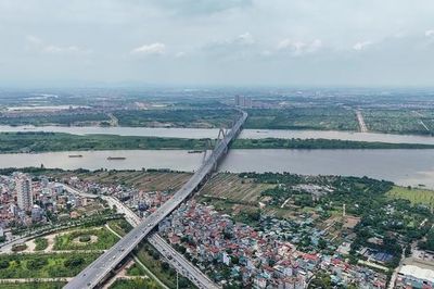 Hà Nội sẽ đối thoại công khai, thường xuyên với người dân trục sông Hồng