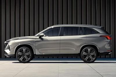 MG giới thiệu xe SUV 7 chỗ thiết kế đẹp, trang bị tiên tiến, so kè với Ford Everest