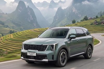 Cận cảnh New Sorento Hybrid có giá hơn 1,3 tỷ đồng