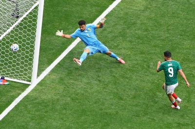 Mexico thắng trận mở màn World Cup 2026 trong 'cơn mưa' thẻ đỏ