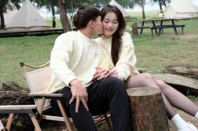 Vợ Hồ Văn Cường xinh đẹp, hạnh phúc bên chồng
