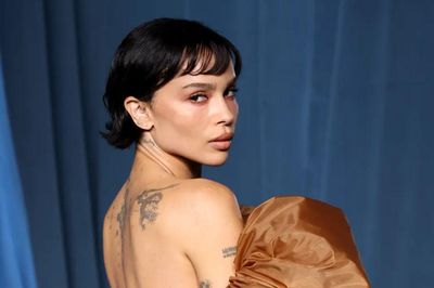 Nữ diễn viên Zoë Kravitz chia sẻ quan điểm về các phương pháp phẫu thuật thẩm mỹ