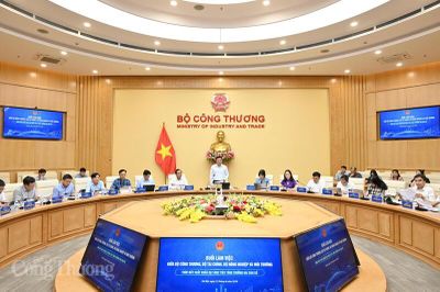 Bộ Công Thương, Tài chính, Nông nghiệp và Môi trường họp về thúc đẩy tăng trưởng 2 con số