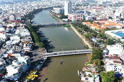 Định hình không gian phát triển đô thị Long Xuyên