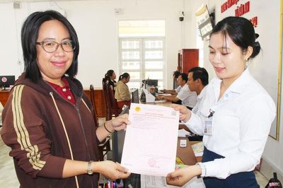 Chính quyền địa phương 2 cấp ở đầu nguồn sông Tiền: Hiệu quả từ thực tiễn - Bài 1: Tinh gọn bộ máy, rút ngắn khoảng cách phục vụ