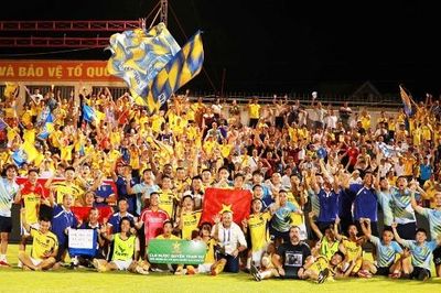 Bắc Ninh FC thăng hạng V.League sau loạt sút luân lưu kịch tính