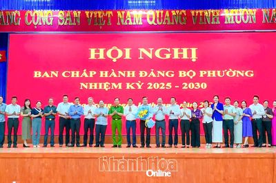 Ban Chấp hành Đảng bộ phường Nha Trang thống nhất bầu ông Trần Xuân Tây giữ chức vụ Bí thư Đảng ủy phường