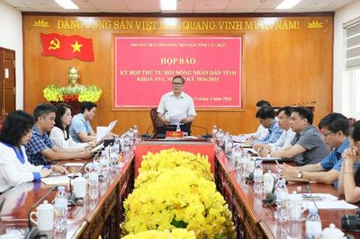 Họp báo thông tin về Kỳ họp thứ tư HĐND tỉnh khóa XVI