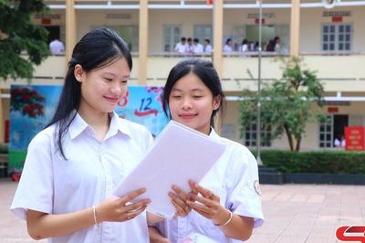 Thí sinh Sơn La hoàn thành bài thi môn tự chọn, khép lại Kỳ thi tốt nghiệp THPT năm 2026