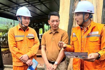 EVNNPC gắn chỉ tiêu tiết kiệm điện làm KPI đánh giá nhiệm vụ và thu nhập của cán bộ