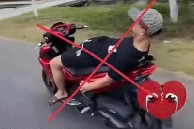 Đà Nẵng: Buông tay, nằm trên yên khi đi xe, nam thiếu niên bị xử lý